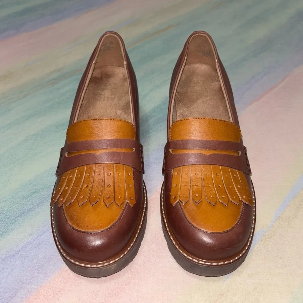 Naturalizer Womens Darcy Tassel Penny Loafer Size 8.5 Lug Leather Brown